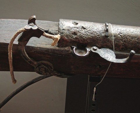 German matchlock musket with serpentine lock. The Museum's Schloss Glatt