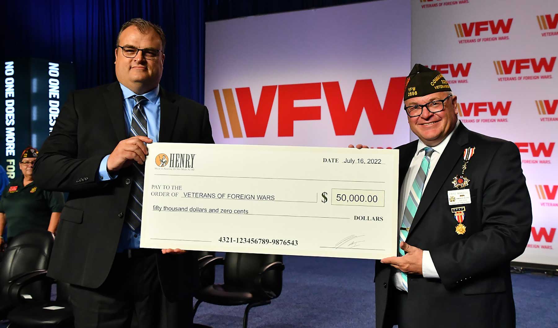 Henry Repeating Arms President donates $50,000 check to VFW Commander-in-Chief