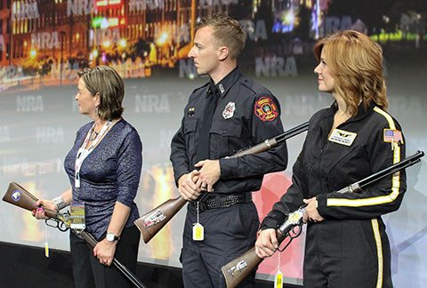 Henry Repeating Arms honoring law enforcement and military personnel at NRA event
